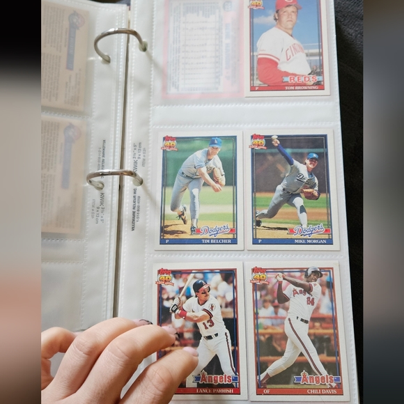 267 Random Sports Cards - Picture 4 of 4